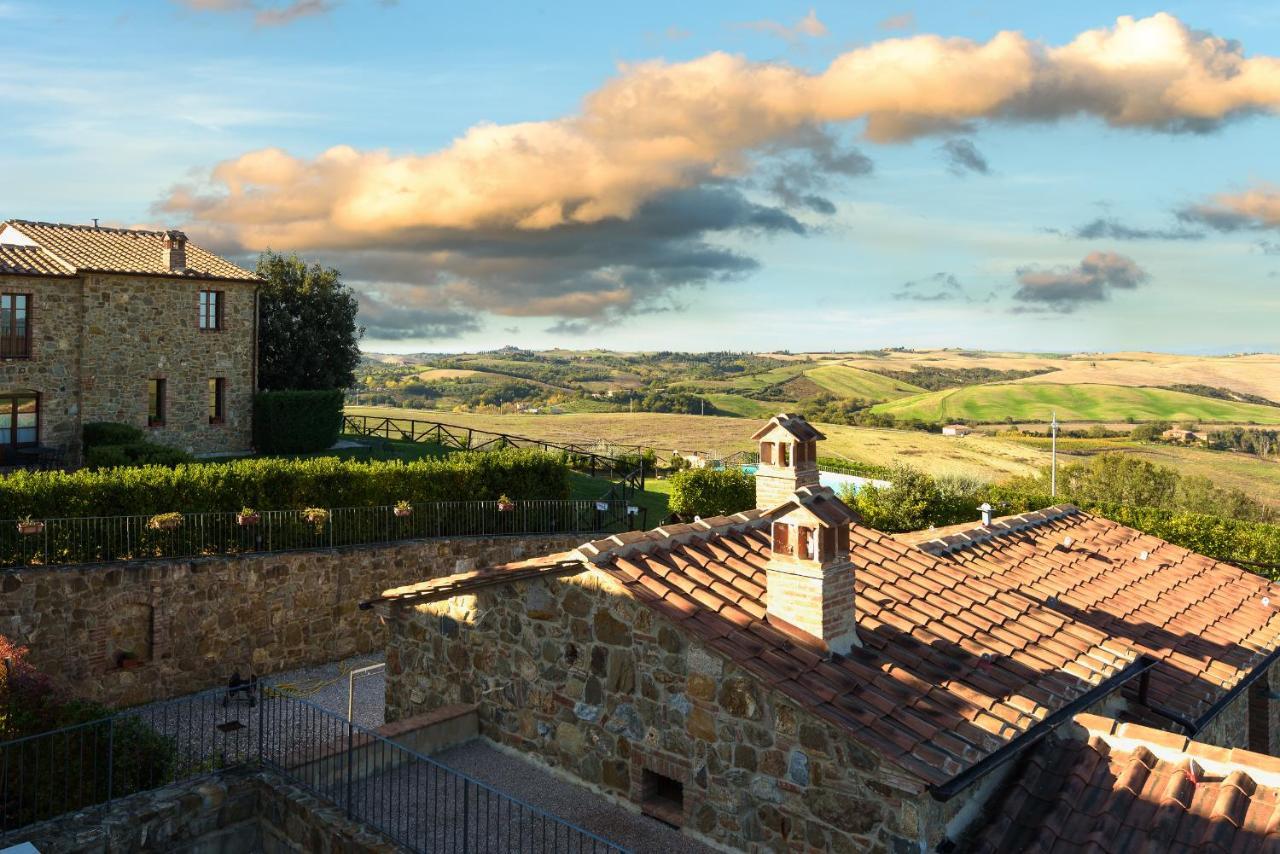 Podere Ampella Villa ซาน จิโอวานนิ ดิอาซโซ ภายนอก รูปภาพ