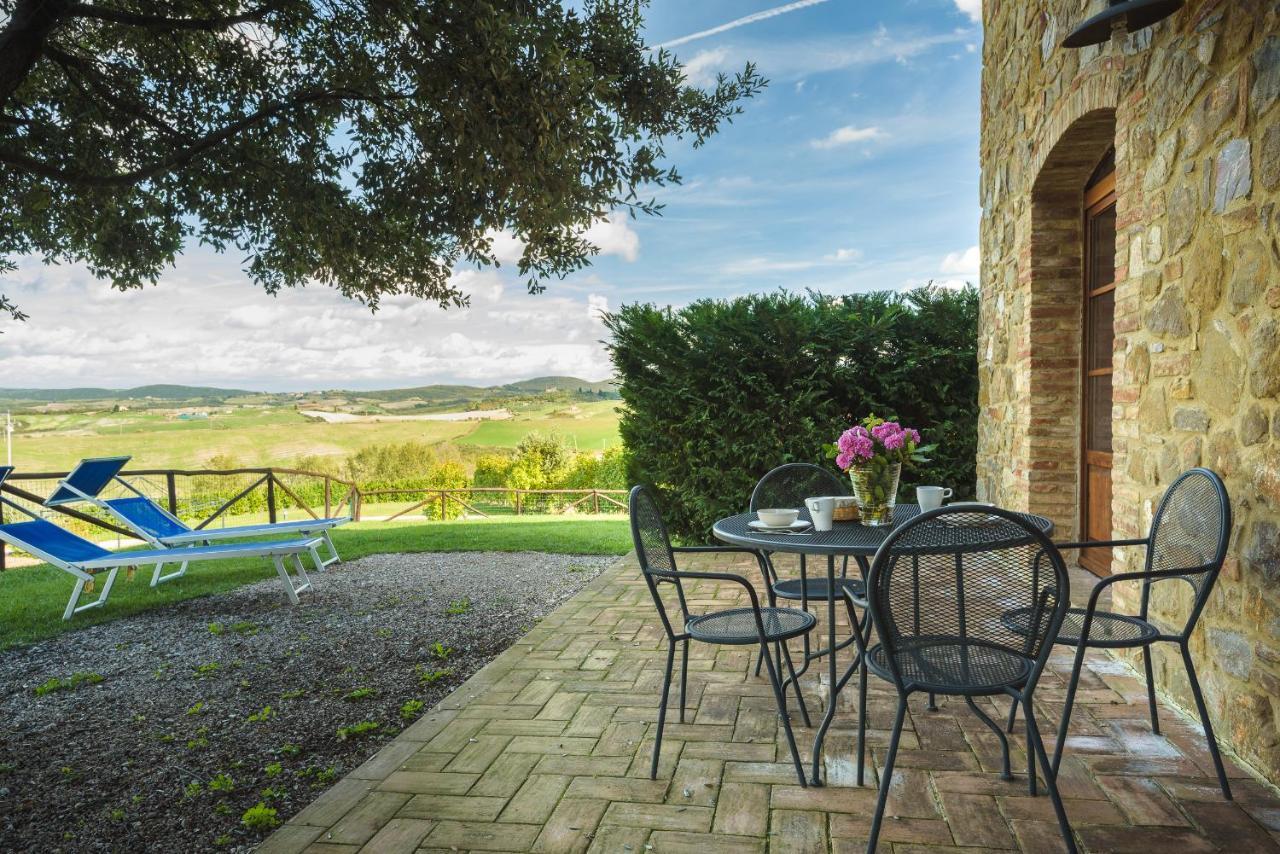 Podere Ampella Villa ซาน จิโอวานนิ ดิอาซโซ ภายนอก รูปภาพ