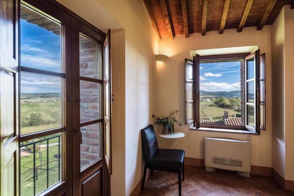 Podere Ampella Villa ซาน จิโอวานนิ ดิอาซโซ ภายนอก รูปภาพ